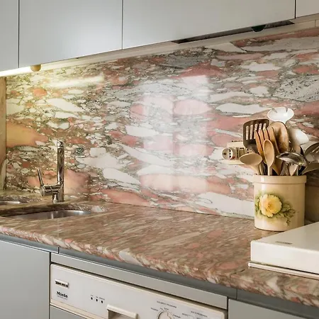 Luxury Designer Penthouse - Elika Appartement Como